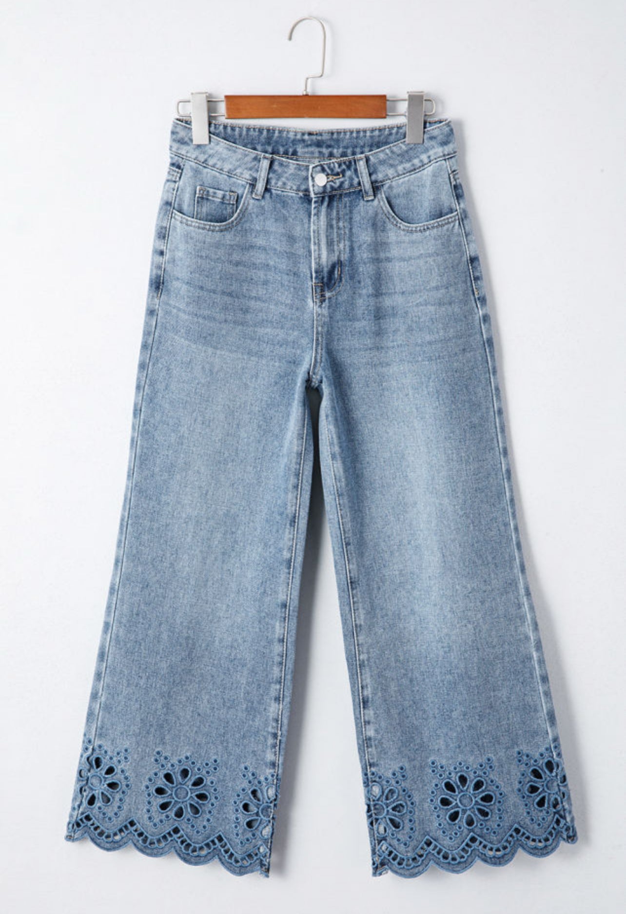 Embroidered Cropped Wide Leg Jeans